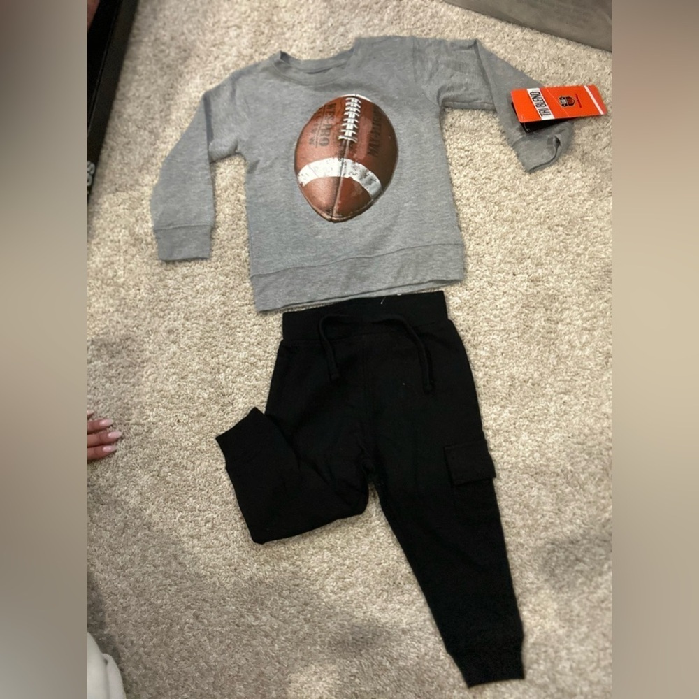 Designer Kids Football Graphic Sweatshirt and Black Joggers Set- NWT